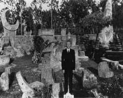 The legend behind the construction of the Coral Ca The legend behind the construction of the Coral Castle is quite interesting and gives a chance to ponder. The story goes that Edward Leedskalnin, the
